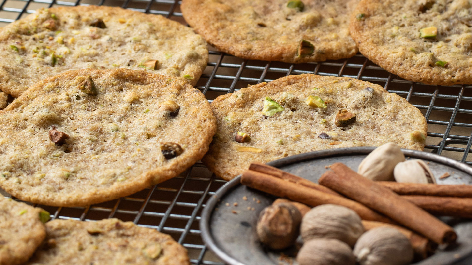 Pistachio Autumn Cookies